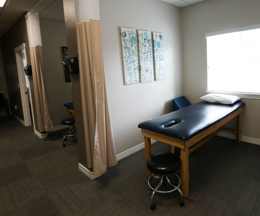 West Jordan physical therapy exam rooms